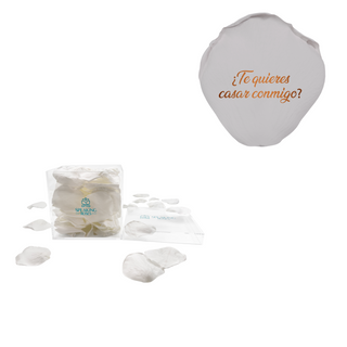 ¿Te quieres casar conmigo? - Acrylic Square Box (150 Preserved Petals)